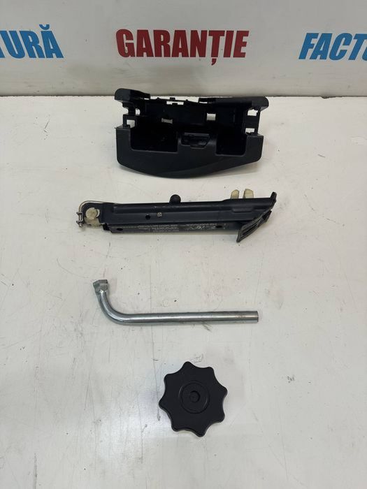 Cric cheie roata roti Audi A4 B8 8K, A5,A6 C6 4F,Seat Exeo