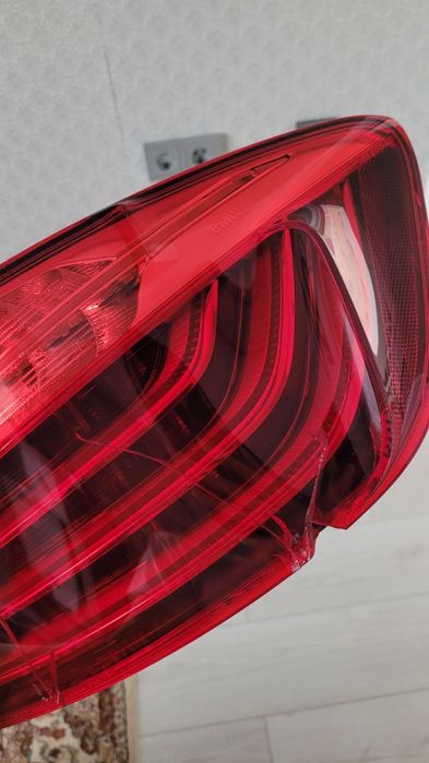 Продам фонарь на Ф 10 БМВ