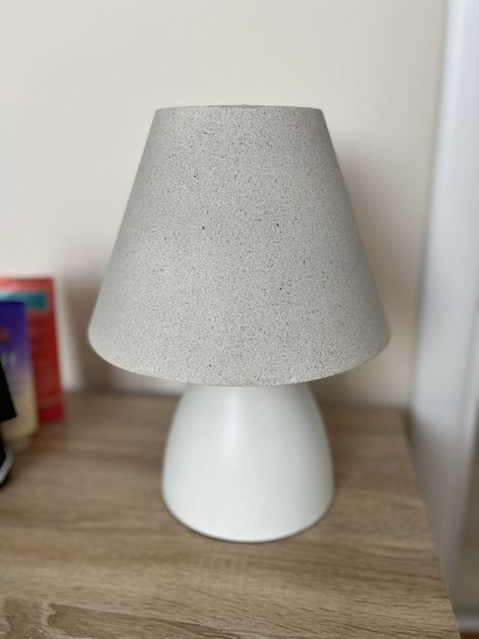 2бр нощни лампи