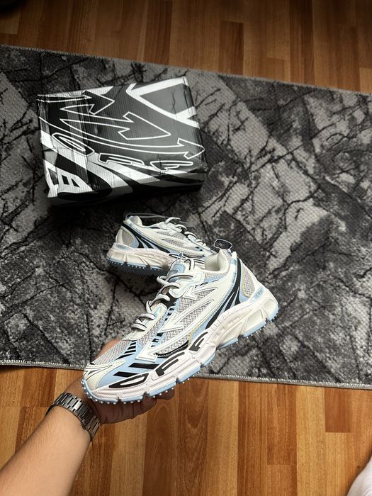 Adidasi Off White Be Right Back