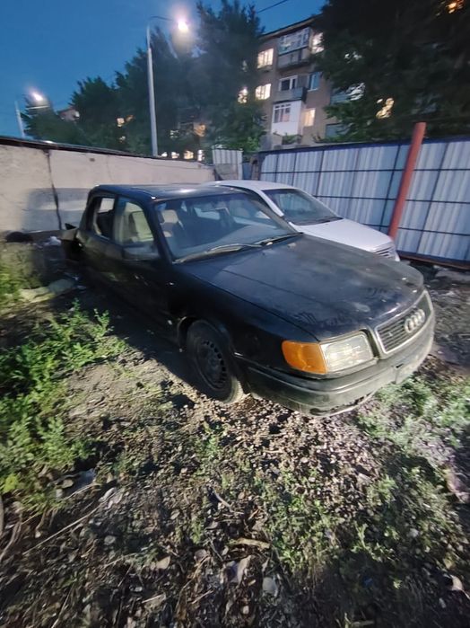 Пррдам запчасти от ауди 100 с4