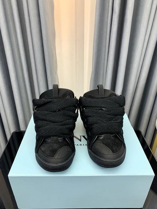 Lanvin Curb Black piele naturala marimile 42,43,44 în stock