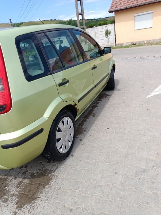 Ford fusion 16 benzina