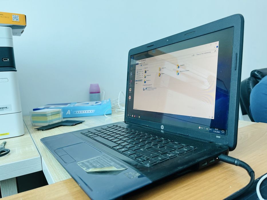 Ноутбук Hp 2000  в хорошем состоянии