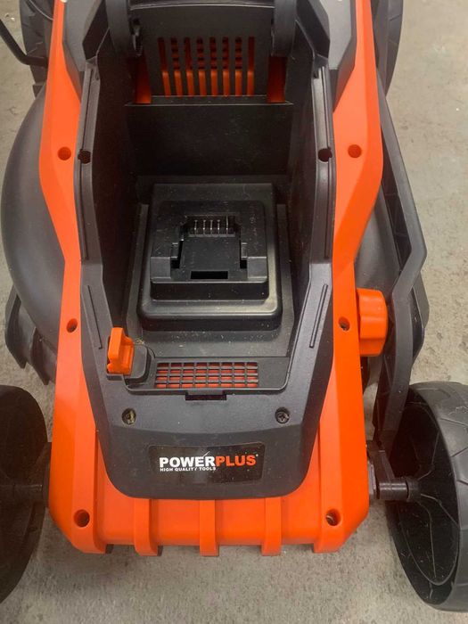 Акумулаторна косачка Power Plus POWDPG75561 без батерии и зарядно гр