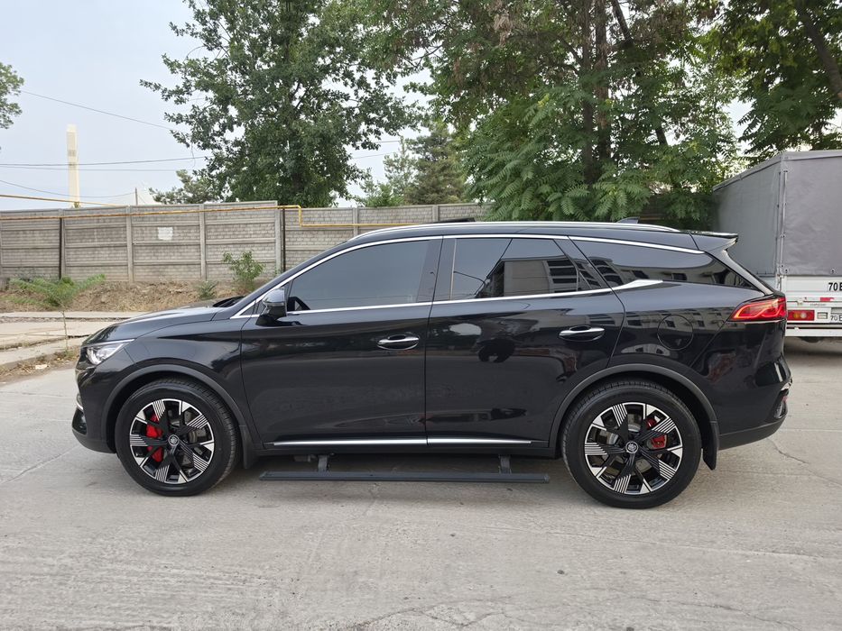 BYD TANG EV 730км Рестайлинг 7 месталик Капитанский 4 сиденя Массаж