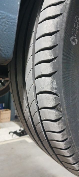 Jante OȚEL/ ALIAJ OPEL 17" 5×105 R17 anvelope 225.45.17 MICHELIN 2023