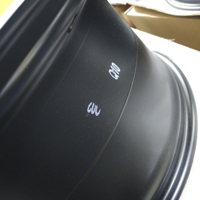 22 цола нови оригинални  джанти  Mercedes GLS 63 AMG X167