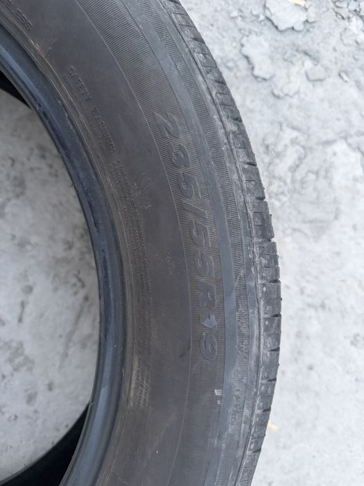 Продам летние шины на 19