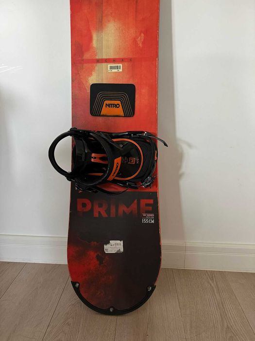 Snowboard Nitro Prime 155 cm + legături S/M