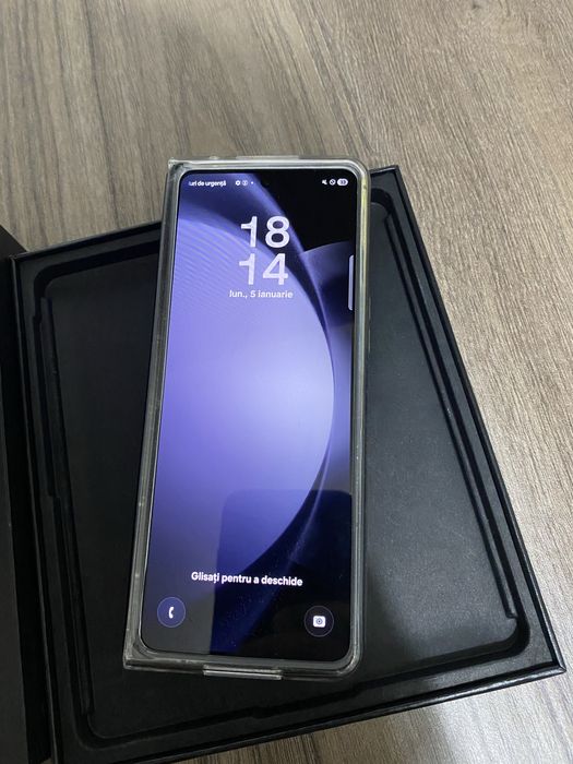 Samsung Z Fold 5 Fullbox
