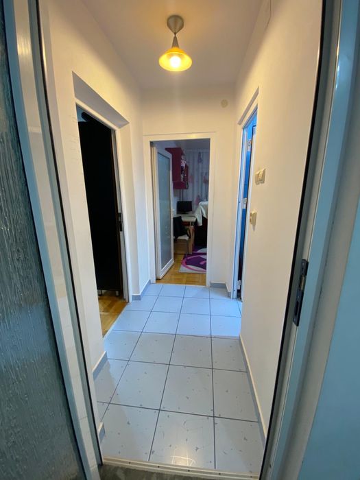 Apartament de vanzare Resita, pret negociabil