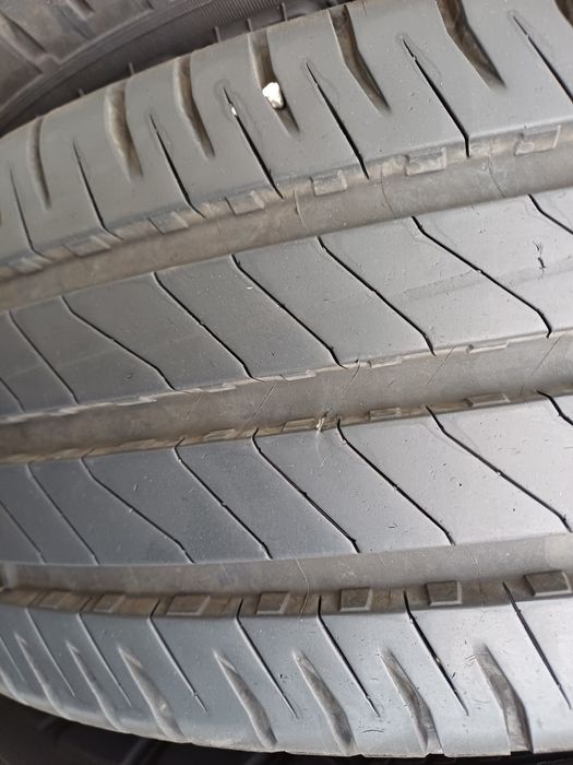 Гуми 215/65/16С  Мишелин