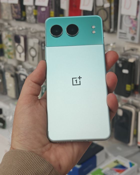 One Plus Nord 4, 12/256GB, Nou, Garanție