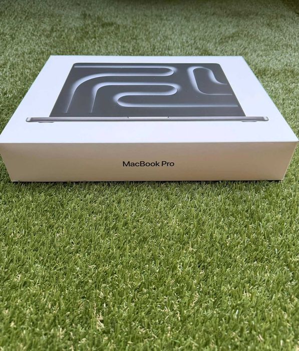 Чисто нов 14-инчов MacBook Pro с чип M5, 24GB RAM и 1TB SSD