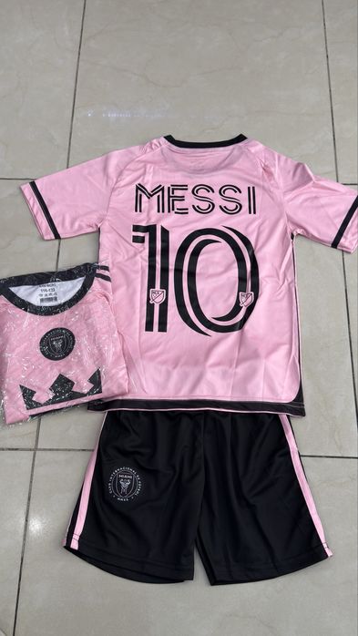 Детски футболен екип Лео Меси