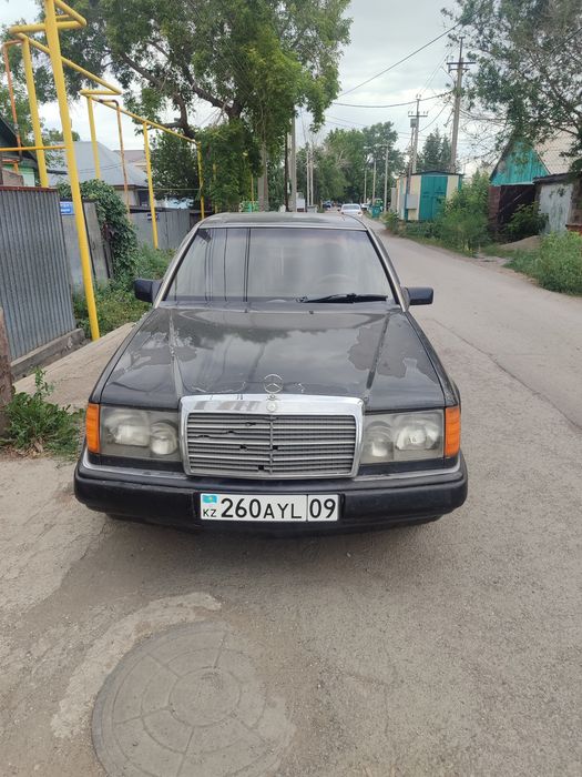 Мерседес 124 АКП