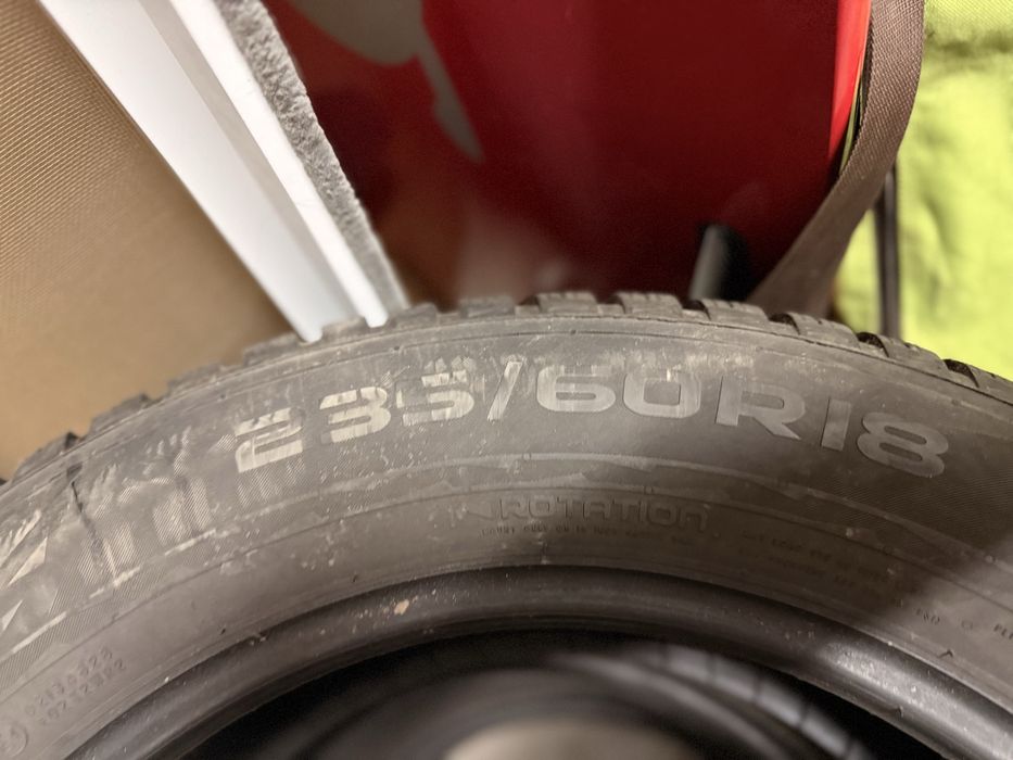 Anvelope Nokian impecabile 235/60/R18 DOT 2023- rulate sub 1000 de km