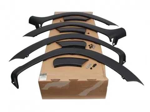 Kit bandouri ornamente aripi Dacia Duster 1 2010-2017 noi originale