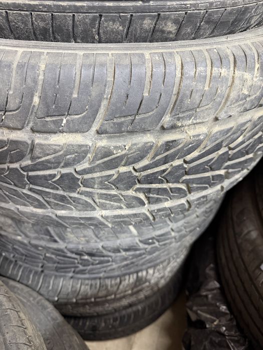 Продам резину тойота прадо