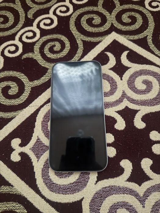 iPhone 15 голубой