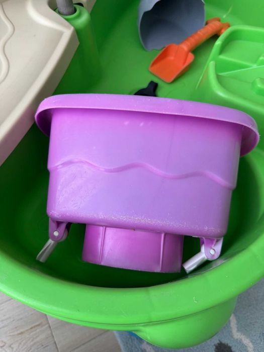 Step2 Splash & Scoop Bay с чадър – водна маса за игра, комплект с аксесоари