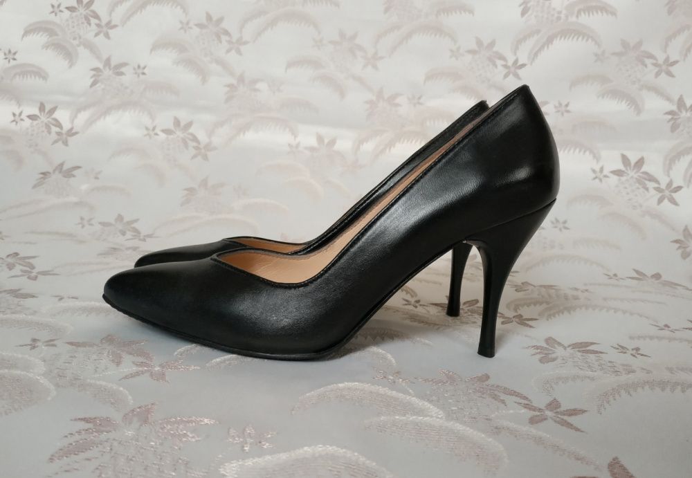 Кожаные фирменные туфли Etor. Турция.