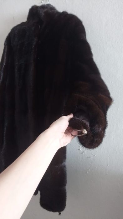 Продам норковую шубу