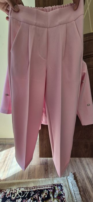 Костюм нарядный для девочки