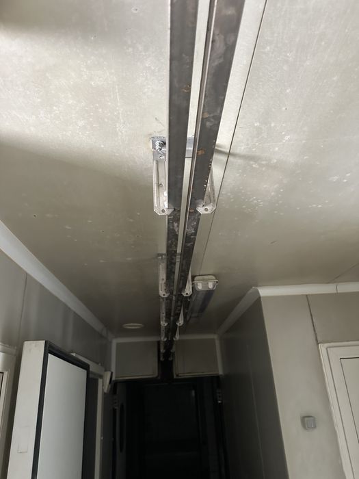 Linie carcasa usi camere frigorifice