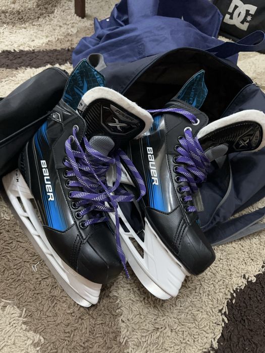 продам коньки Bauer