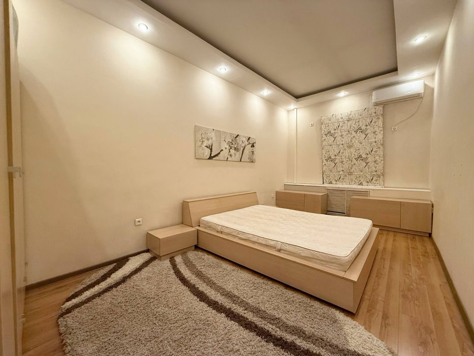 Срочно Продается Квартира 3/4/4 70м2 на ул. Лабзак