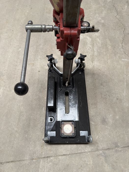 Masina de carotat Hilti DD100M / 2016 / 162 mm
