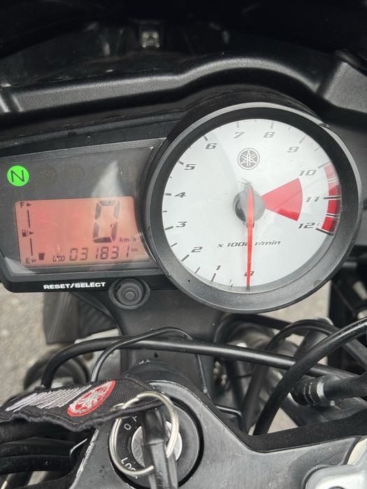 Yamaha YZF R125(A1)-2011