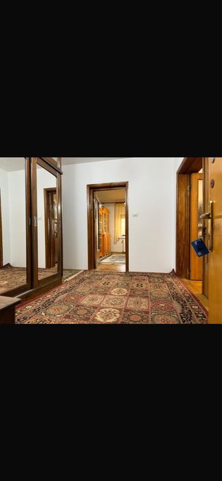 Proprietar,inchiriez apartament 3 camere decomandate Bistrita Lac