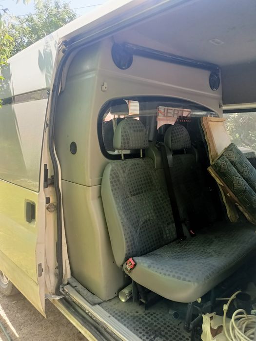 Ford transit 6 locuri defect