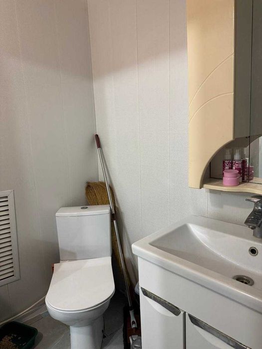 В продаже трехкомнатный дом
