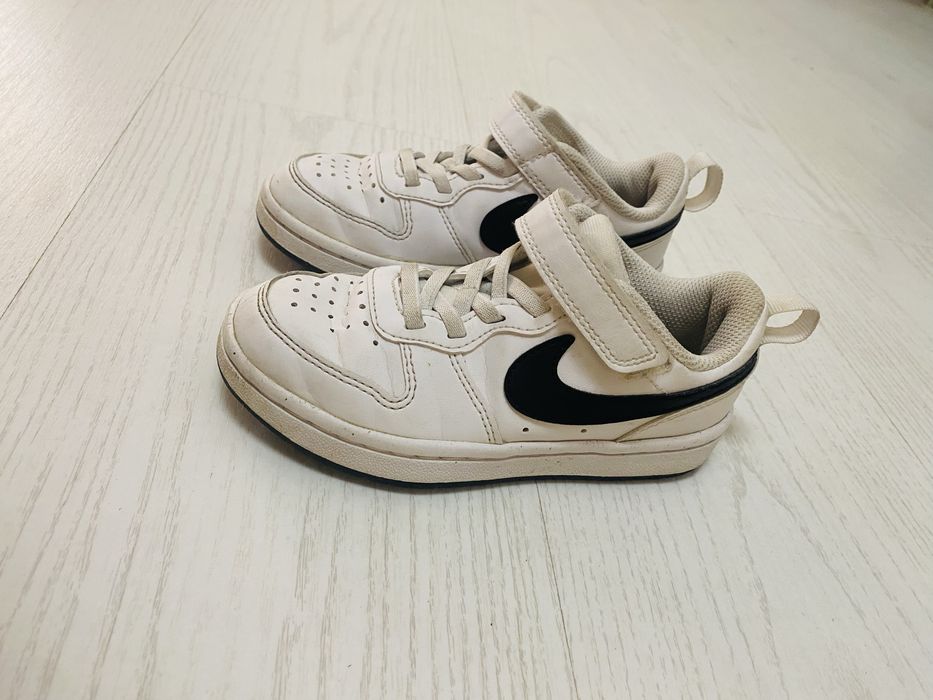 Adidasi Nike achizitionati in noiembrie 2025