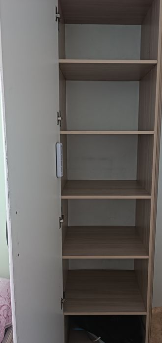 Продам шкаф угловой