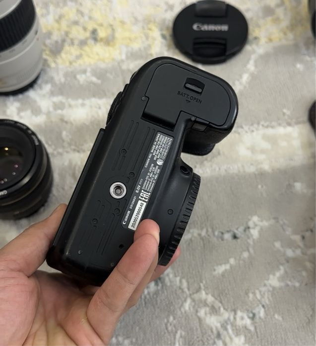 Продается фотоаппараты Canon