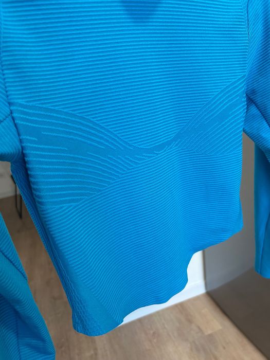 Top Nike albastru