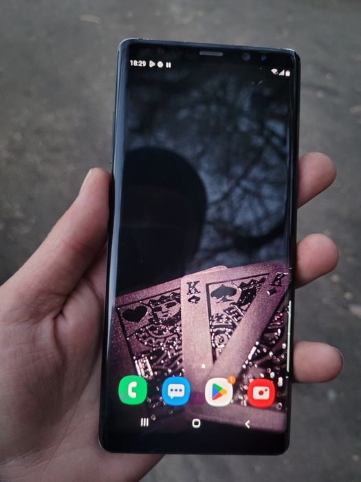 Продам флагман Samsung galaxy note 8