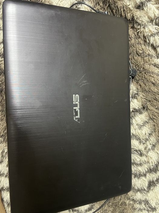 Ноутбук Asus X541UV