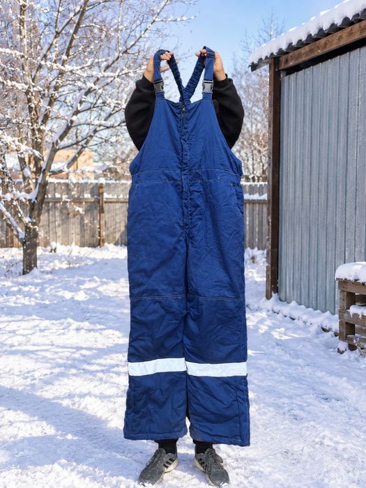 Продам костюм новый