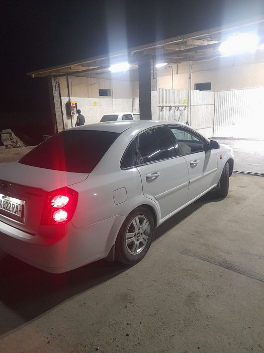 Chevrolet Lacetti / Gentra 2010 — 3