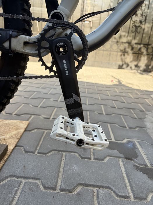 Commencal clash 2020