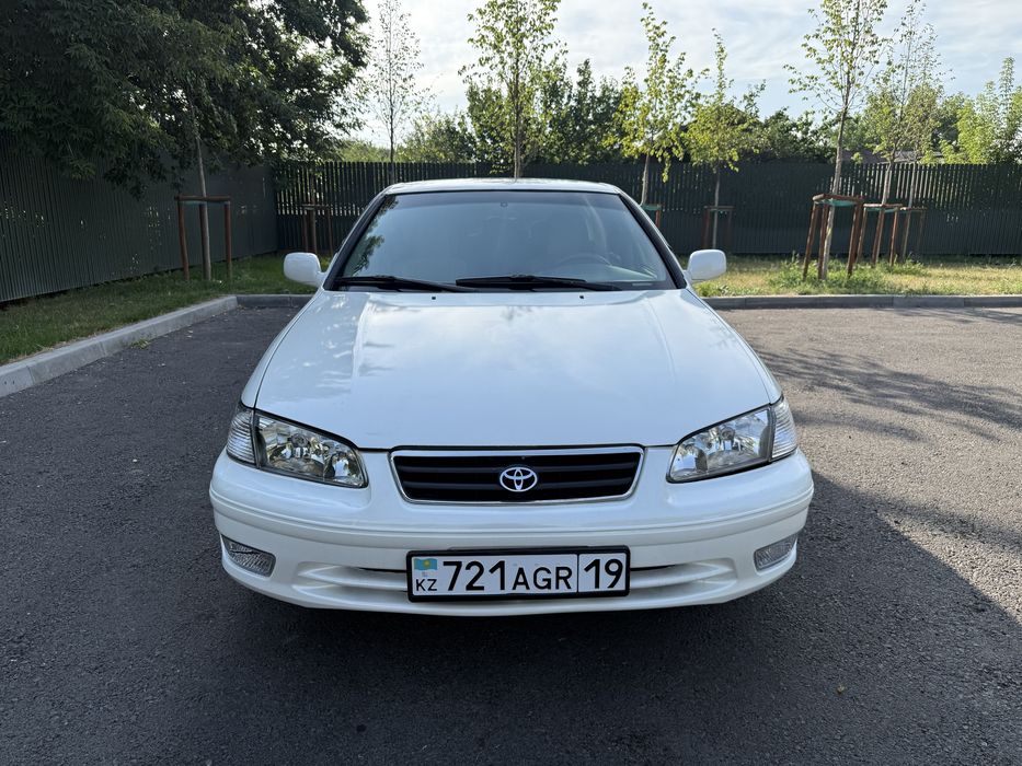 Toyota camry 1997 года