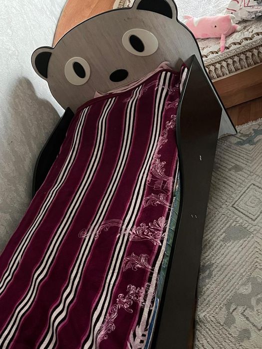 Продам кровать в отличном состоянии.