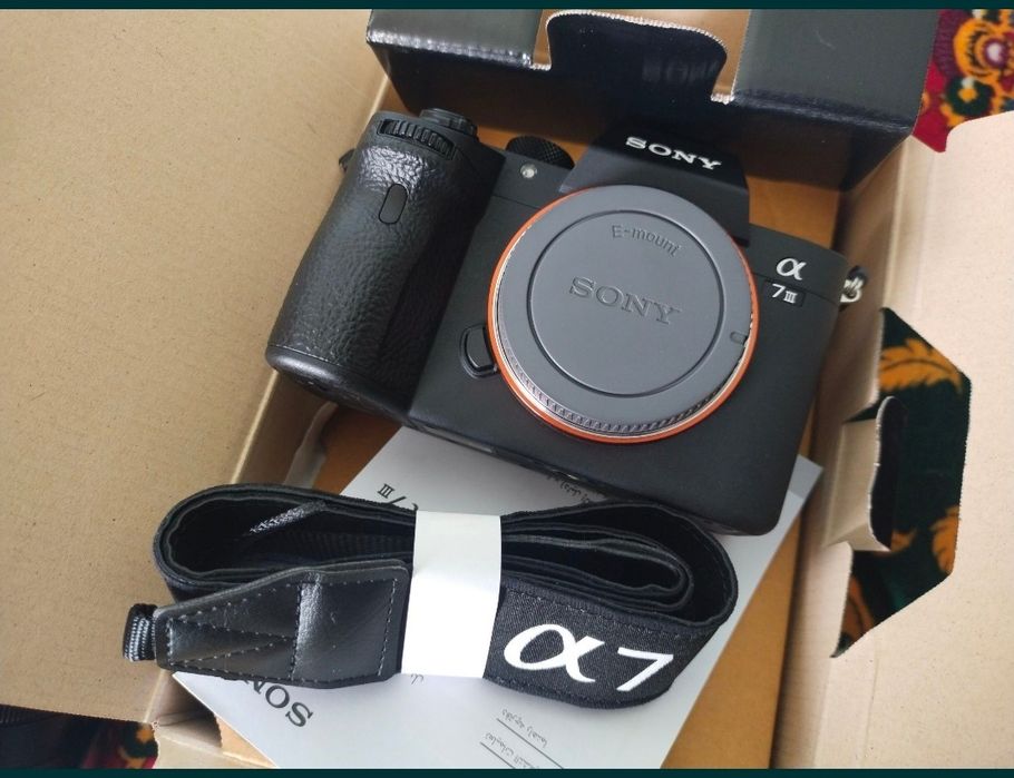 Sony alpha A7 lll.    FE 4 24-105 обективка