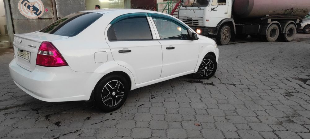 Сдам авто на длительный срок